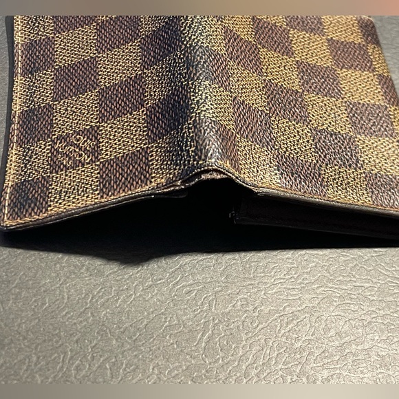 Authentic LOUIS VUITTON Card Wallet Damier Ebene - Picture 13 of 14